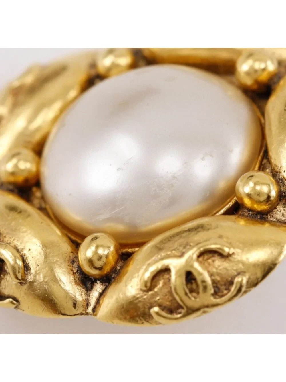 Chanel CC Logo Flower Vintage Gold Plated Faux Pearl Earrings